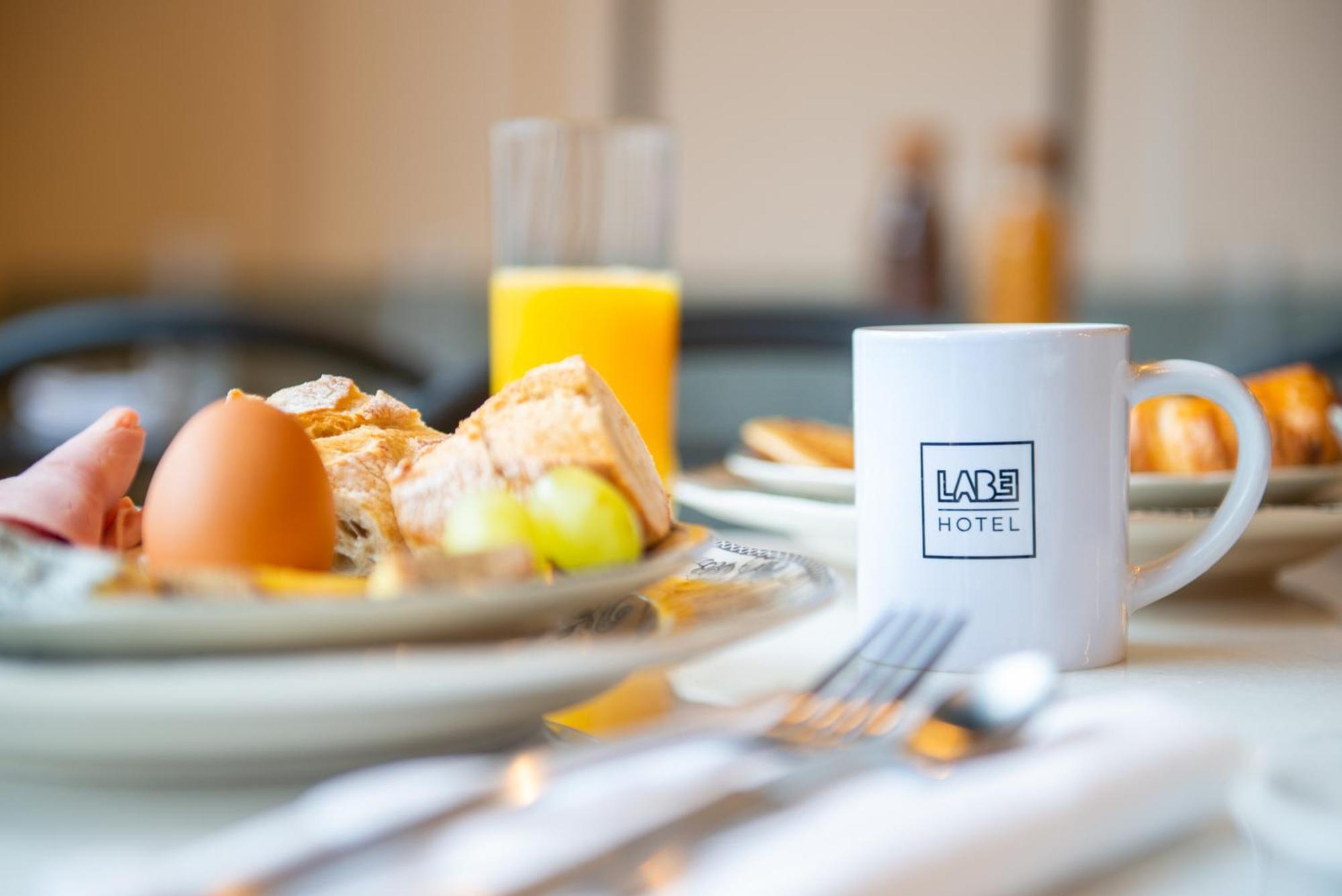 Labe Hotel Tours Centre Gare Exterior foto